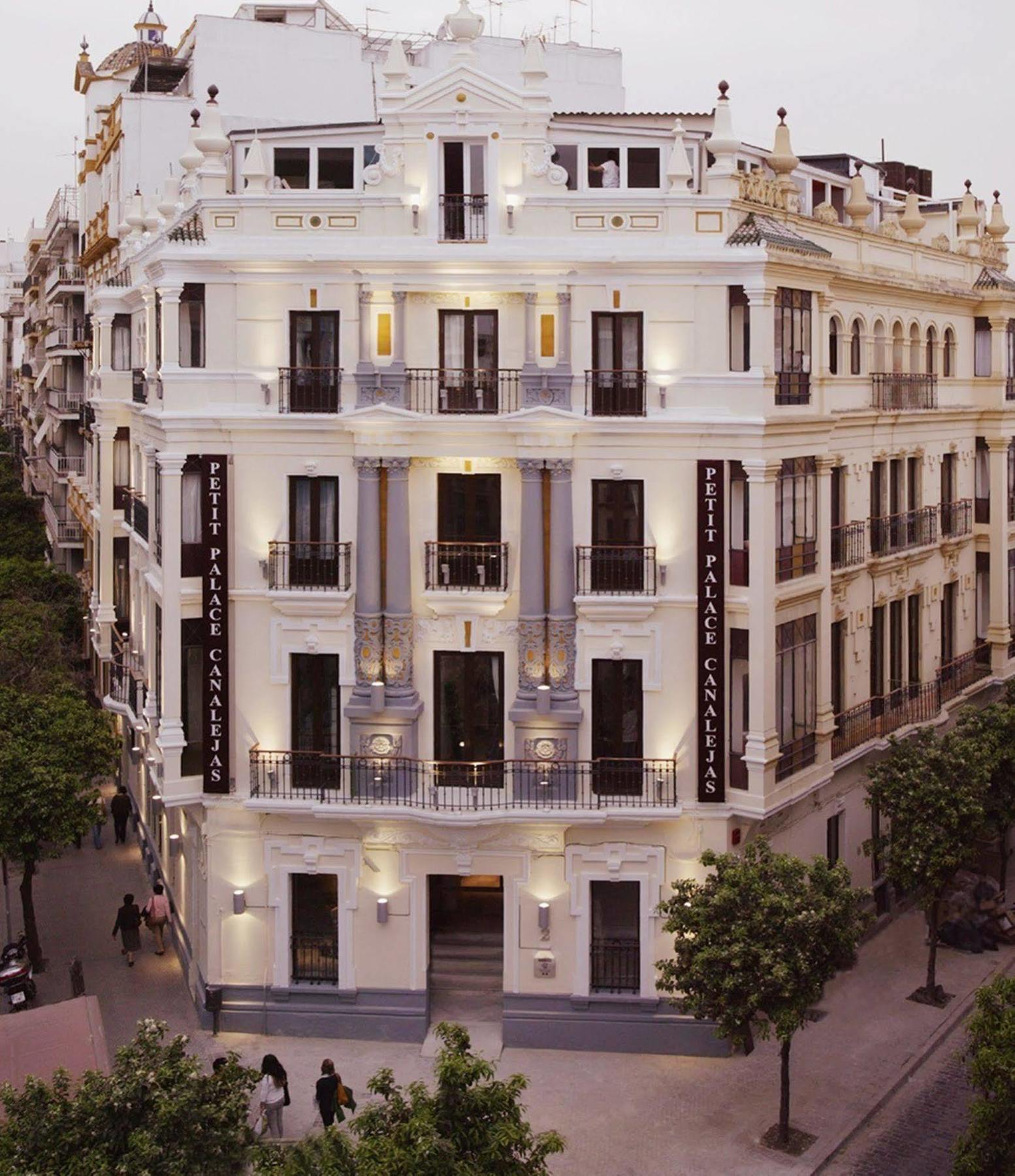 Petit Palace Canalejas Sevilla Esterno foto